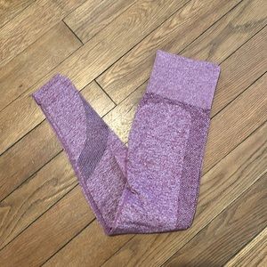 Heart shape booty leggings